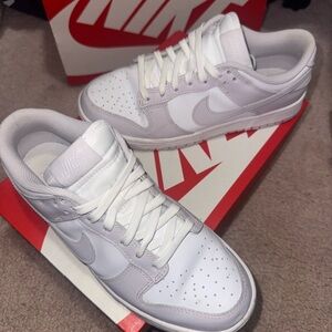 Nike DUNK LOW Classic White and Grayish purple Sneakers
